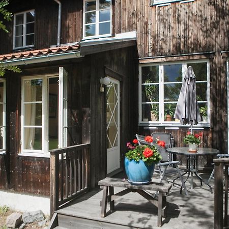 B&B Eco-Village 12 Min From City ストックホルム エクステリア 写真