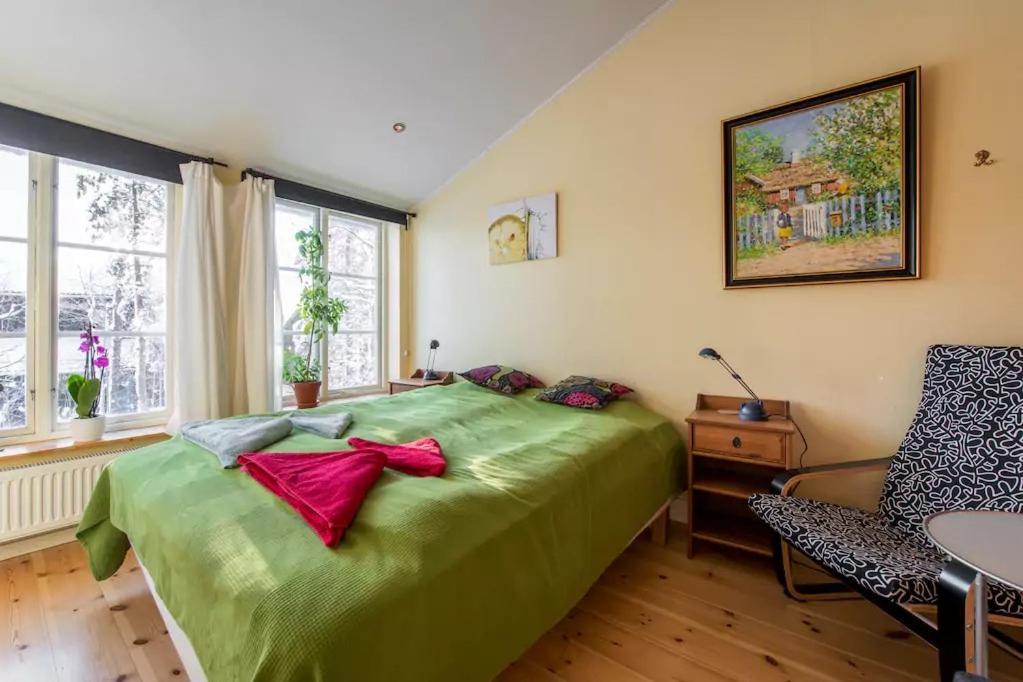 B&B Eco-Village 12 Min From City ストックホルム エクステリア 写真