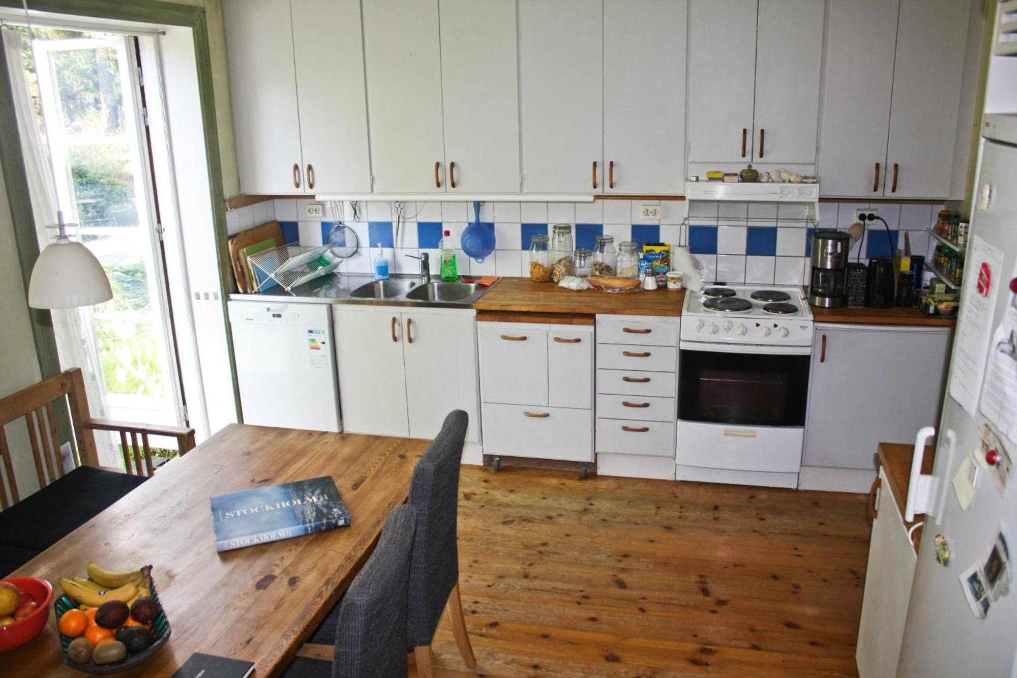 B&B Eco-Village 12 Min From City ストックホルム エクステリア 写真